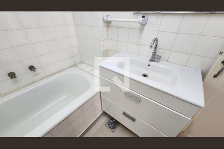 Apartamento para alugar com 120m², 3 quartos e 1 vagaBanheiro - torneira