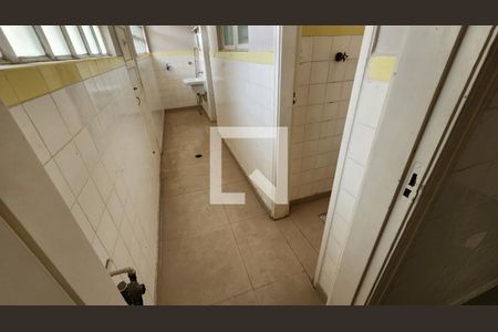 Apartamento para alugar com 120m², 3 quartos e 1 vagaÁrea de Serviço