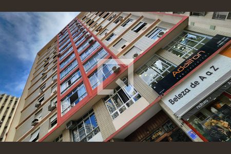 Apartamento para alugar com 120m², 3 quartos e 1 vagaFachada