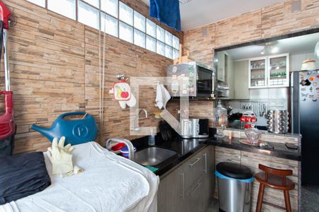 Casa à venda com 350m², 3 quartos e 2 vagasÁrea de Serviço