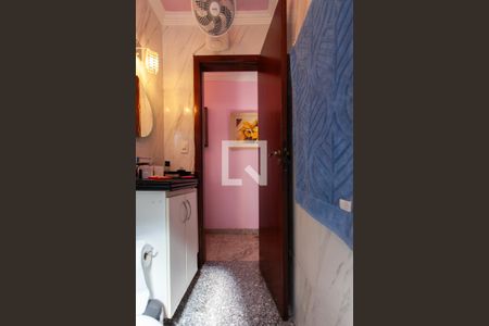 Casa à venda com 350m², 3 quartos e 2 vagasBanheiro Social