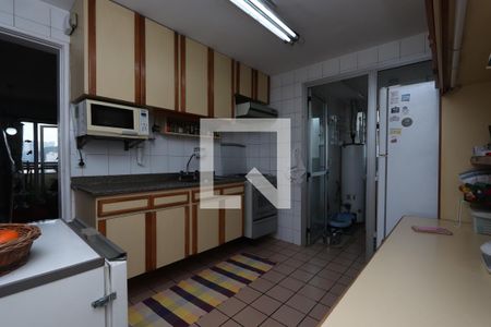 Apartamento à venda com 368m², 3 quartos e 3 vagasCozinha