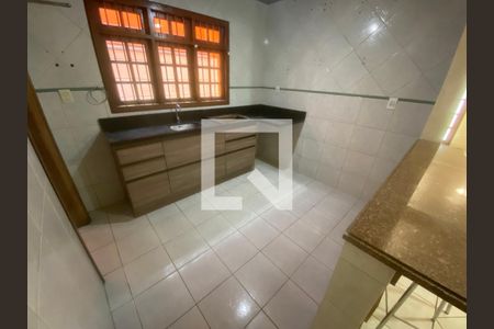 Casa para alugar com 165m², 3 quartos e 2 vagas Casa para alugar com 165m², 3 quartos e 2 vagasCozinha