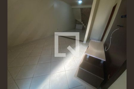 Sala de casa para alugar com 3 quartos, 165m² em Jardim Algarve, Viamão