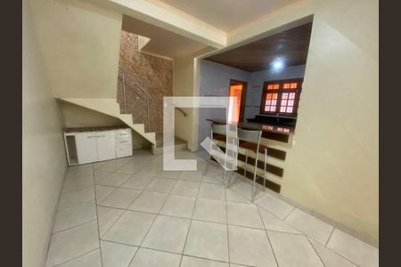 Casa para alugar com 165m², 3 quartos e 2 vagas Casa para alugar com 165m², 3 quartos e 2 vagasCozinha