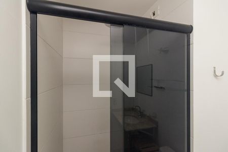 Casa de condomínio para alugar com 25m², 1 quarto e sem vagaBanheiro