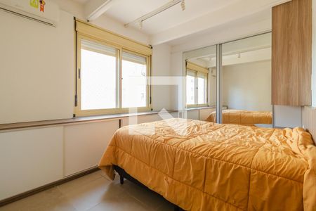 Quarto 1 de apartamento para alugar com 2 quartos, 59m² em Santana, Porto Alegre