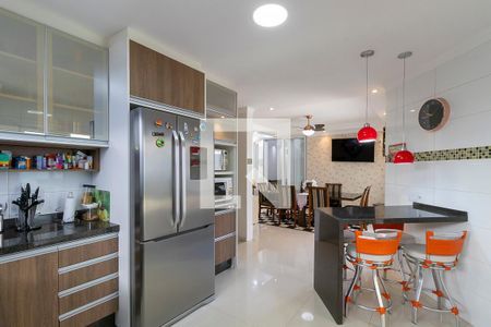 Casa de condomínio à venda com 570m², 4 quartos e 6 vagasCozinha