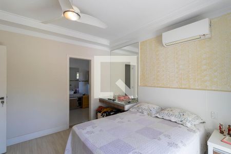 Casa de condomínio à venda com 570m², 4 quartos e 6 vagasQuarto da suíte 2