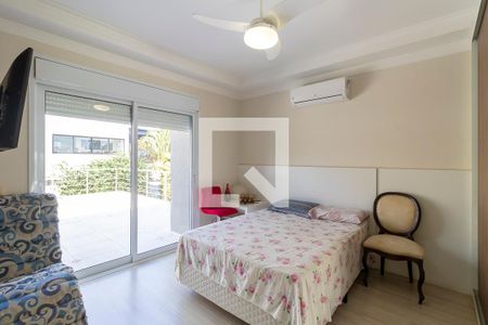 Casa de condomínio à venda com 570m², 4 quartos e 6 vagasQuarto 4 - Suíte americana