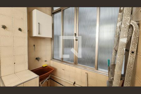Área de Serviço de apartamento para alugar com 2 quartos, 77m² em Embaré, Santos