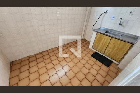 Cozinha de apartamento para alugar com 2 quartos, 77m² em Embaré, Santos