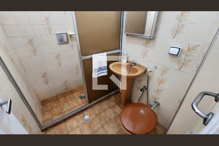 Banheiro de apartamento para alugar com 2 quartos, 77m² em Embaré, Santos