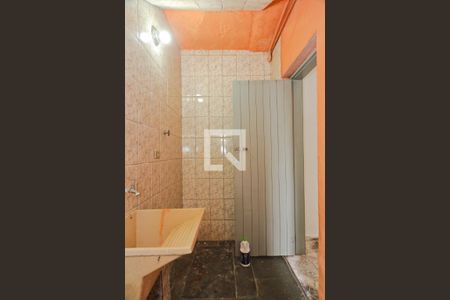 Casa para alugar com 32m², 1 quarto e 1 vagaÁrea de Serviço
