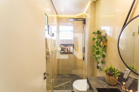 Apartamento à venda com 150m², 3 quartos e 1 vaga Apartamento à venda com 150m², 3 quartos e 1 vagaBanheiro Social