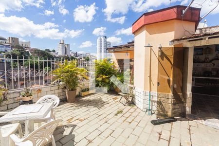Apartamento à venda com 150m², 3 quartos e 1 vaga Apartamento à venda com 150m², 3 quartos e 1 vagaCobertura