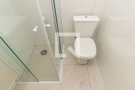 Banheiro de kitnet/studio para alugar com 1 quarto, 40m² em Sé, São Paulo