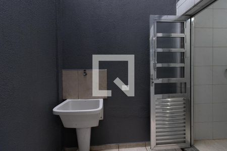 Casa à venda com 156m², 2 quartos e 2 vagas Casa à venda com 156m², 2 quartos e 2 vagasÁrea de Serviço