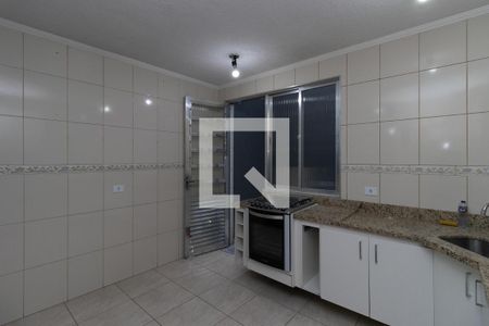 Cozinha 2 de casa à venda com 2 quartos, 156m² em Parque Casa de Pedra, São Paulo