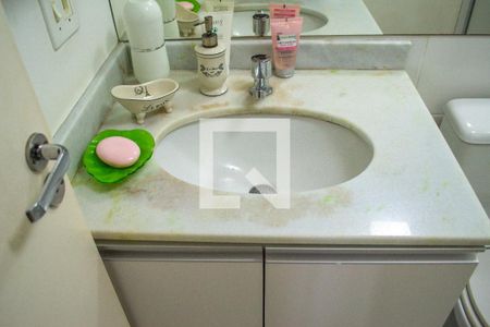 Apartamento à venda com 48m², 2 quartos e 1 vaga Apartamento à venda com 48m², 2 quartos e 1 vagaBanheiro