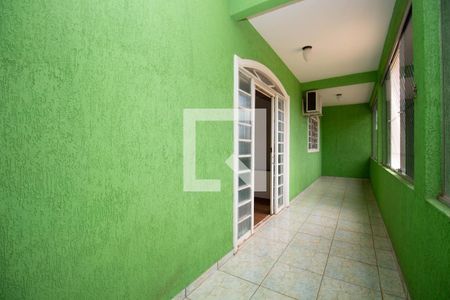 Casa para alugar com 210m², 4 quartos e 3 vagasSacada