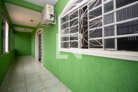 Casa para alugar com 210m², 4 quartos e 3 vagasSacada