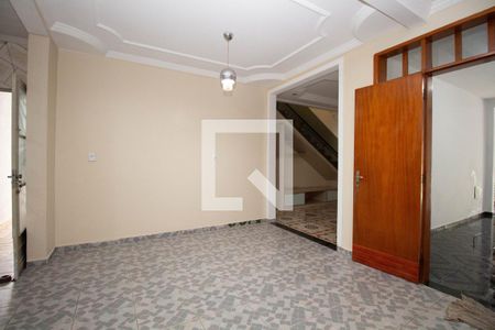 Sala 2 de casa para alugar com 4 quartos, 210m² em Recanto das Emas, Brasília