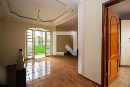 Sala 3 de casa para alugar com 4 quartos, 210m² em Recanto das Emas, Brasília