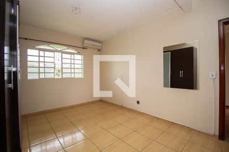 Casa para alugar com 210m², 4 quartos e 3 vagasSuíte Master