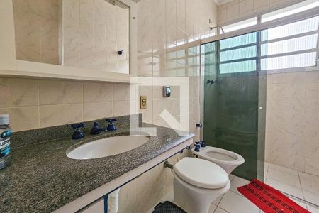 Apartamento para alugar com 163m², 4 quartos e sem vagaBanheiro da Suíte 2