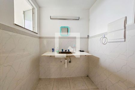 Casa de condomínio para alugar com 300m², 5 quartos e 6 vagasBanheiro da Suíte 4