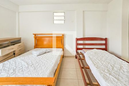 Casa de condomínio para alugar com 300m², 5 quartos e 6 vagasSuíte 3