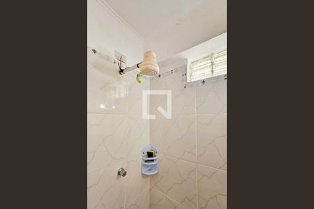 Casa de condomínio para alugar com 300m², 5 quartos e 6 vagasBanheiro da Suíte 3