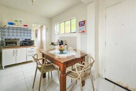 Casa de condomínio para alugar com 300m², 5 quartos e 6 vagasCozinha