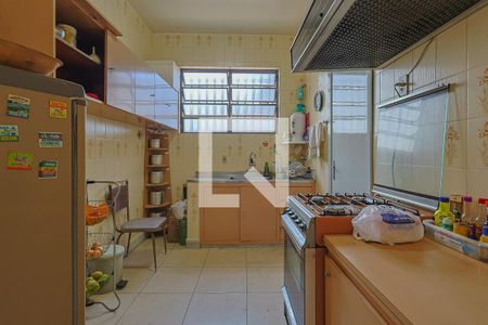 Casa à venda com 206m², 3 quartos e 4 vagas Casa à venda com 206m², 3 quartos e 4 vagasCozinha