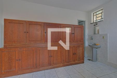 Casa à venda com 206m², 3 quartos e 4 vagas Casa à venda com 206m², 3 quartos e 4 vagasÁrea comum