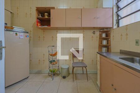 Casa à venda com 206m², 3 quartos e 4 vagas Casa à venda com 206m², 3 quartos e 4 vagasCozinha