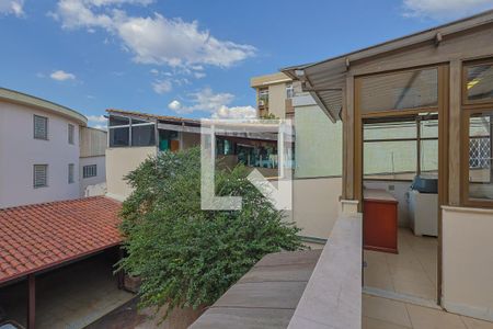 Casa à venda com 206m², 3 quartos e 4 vagas Casa à venda com 206m², 3 quartos e 4 vagasÁrea comum