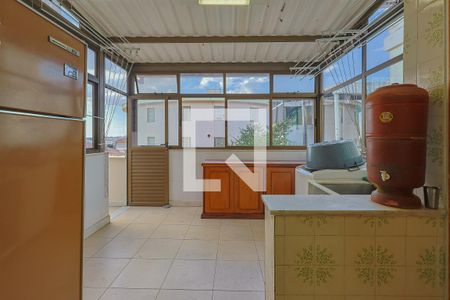 Casa à venda com 206m², 3 quartos e 4 vagas Casa à venda com 206m², 3 quartos e 4 vagasCozinha