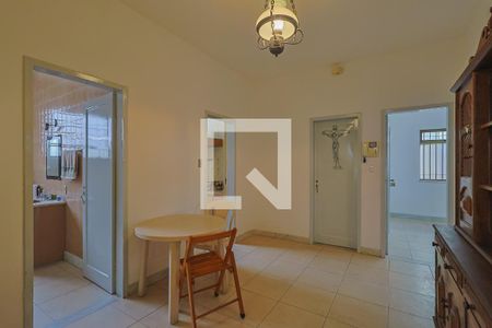 Casa à venda com 206m², 3 quartos e 4 vagas Casa à venda com 206m², 3 quartos e 4 vagasCopa