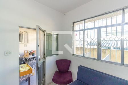 Sala de apartamento para alugar com 2 quartos, 70m² em Irajá, Rio de Janeiro