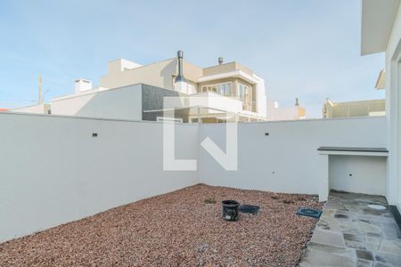 Casa de condomínio à venda com 162m², 3 quartos e 2 vagasQuintal