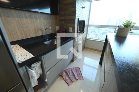 Apartamento para alugar com 138m², 3 quartos e 3 vagasCozinha