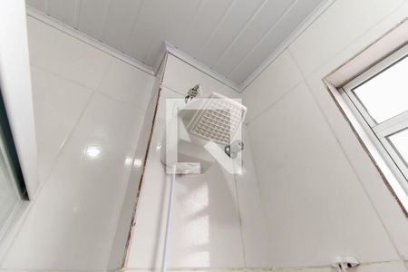 Apartamento à venda com 43m², 2 quartos e 1 vaga Apartamento à venda com 43m², 2 quartos e 1 vagaBanheiro