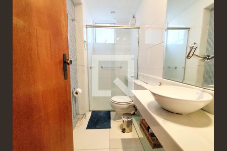 Apartamento para alugar com 75m², 2 quartos e 1 vaga Apartamento para alugar com 75m², 2 quartos e 1 vagaBanheiro