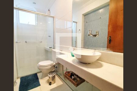 Apartamento para alugar com 75m², 2 quartos e 1 vaga Apartamento para alugar com 75m², 2 quartos e 1 vagaBanheiro