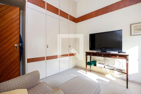 Casa à venda com 394m², 4 quartos e 4 vagasQuarto 2