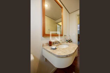 Casa à venda com 394m², 4 quartos e 4 vagasLavabo