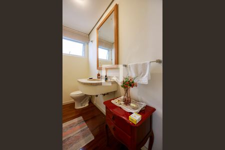 Casa à venda com 394m², 4 quartos e 4 vagasLavabo