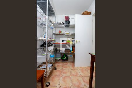 Casa à venda com 394m², 4 quartos e 4 vagasÁrea de Serviço - Quarto